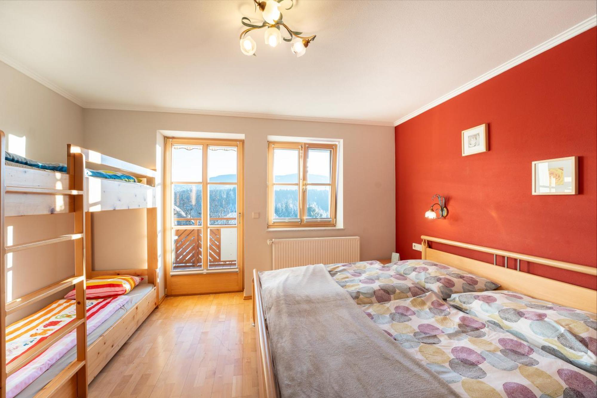 Haus Holzer Apartment Sankt Andra im Lungau ภายนอก รูปภาพ